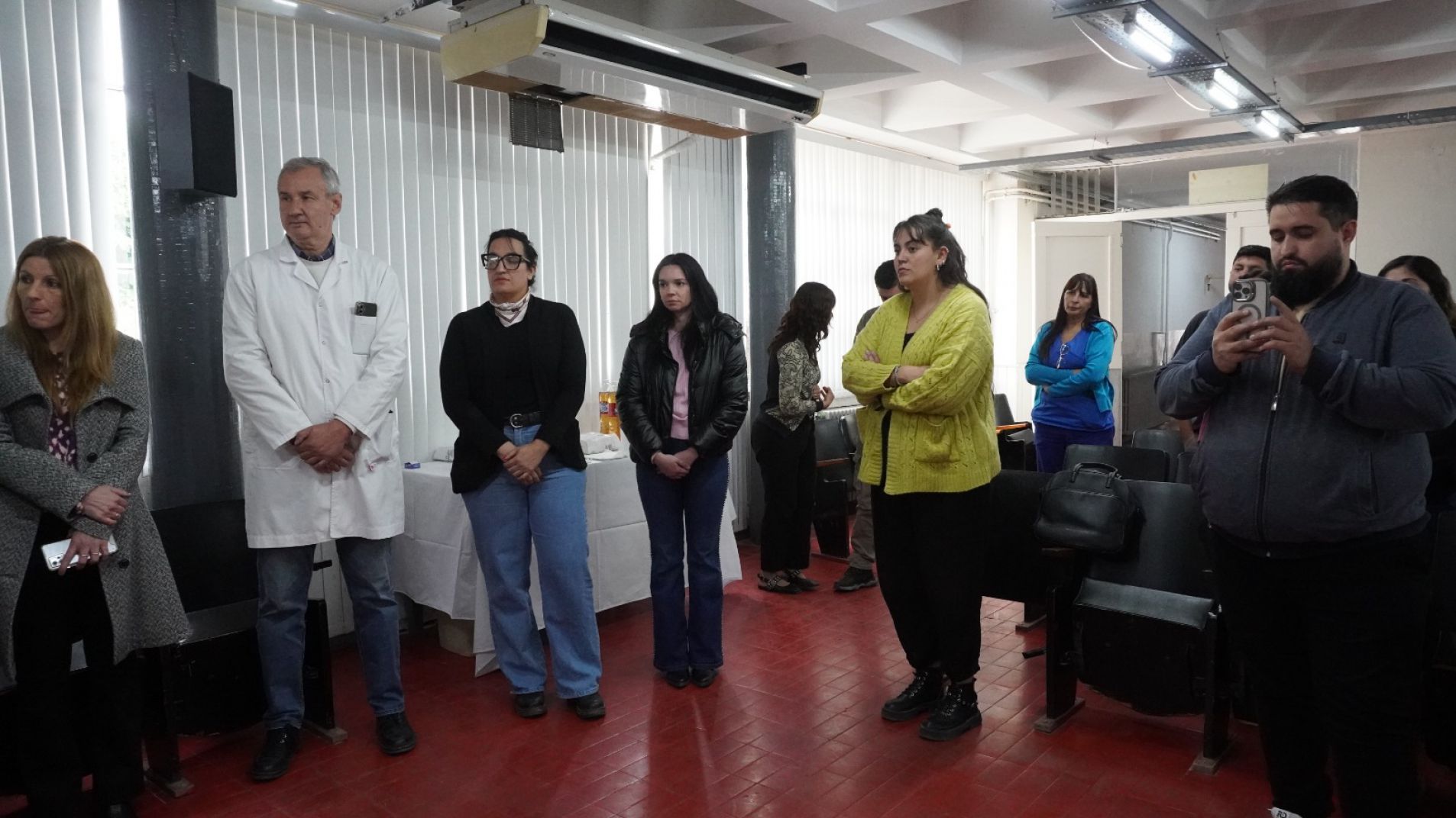 El IES entregó obra de arte al Hospital Enfermeros Argentinos
